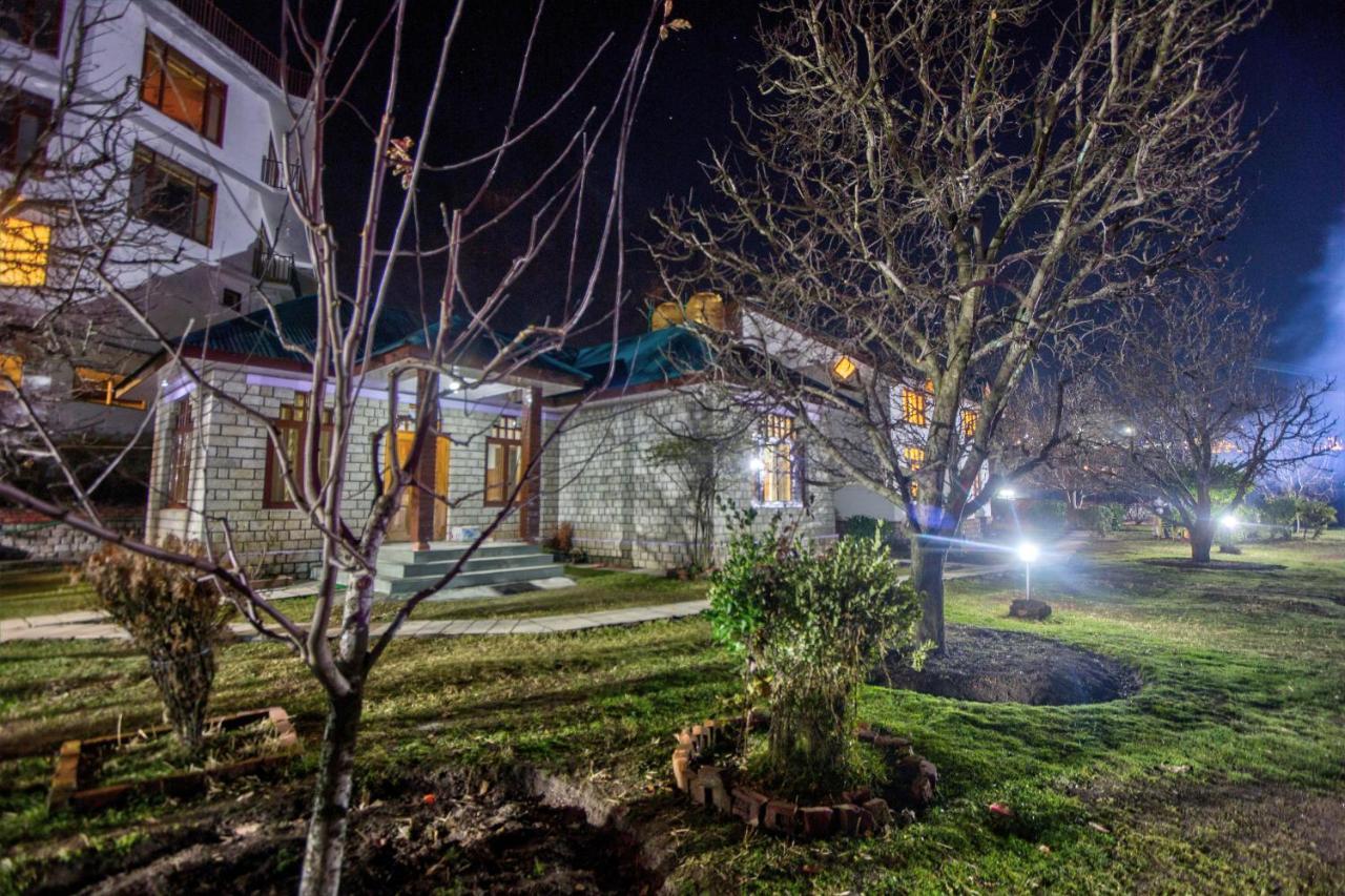 Nature House Villa Manāli Exteriör bild